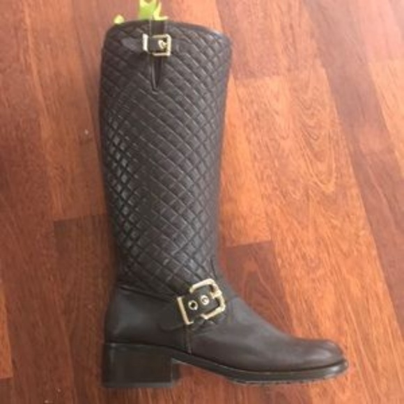 Vince Camuto "channel" quilted knee high boot - Picture 4 of 6
